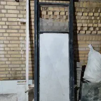 درب اهنی و در چوبی