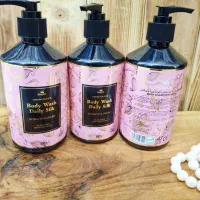 لوازم آرایشی قیمت مناسب