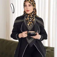 روسری|لباس|رباطکریم, رباطکریم|دیوار