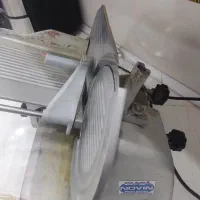 دستگاه کالباس بر