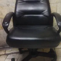 صندلی اداری ومدیریت