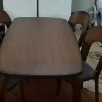 میزغذاخوری