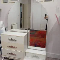 میز آرایش استخونی