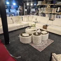 نیازمند نجار ماهر و رویه کوب ماهر