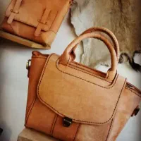 کیف چرم دست دوز