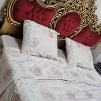 سرویس تخت خواب سلطنتی