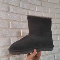 بوت پشمی وارداتی قیمتش 2 ملیون تومن هستش|کیف، کفش، کمربند|سیاهکل, |دیوار