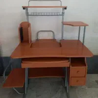 میز کامپیوتر