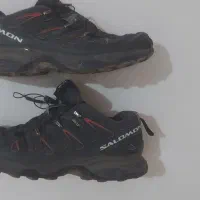 کفش کوهنوردی وپیاده روی سالومون سایز۴۰ تمیز وسالم