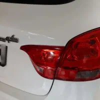 کوئیک سفید ۱۴۰۱