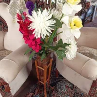گل و گلدان