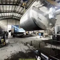 استخدام کارگر فنی مسلط به برق و مکانیک