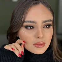 میکاپ و شنیون حرفه ای فقط ۵۰۰ تومان