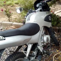 موتورسیکلت نامیBM۲۰۰مدارک کامل  توافقی