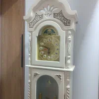 ساعت ایستاده و آباژور