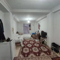 یک واحد آپارتمان با وسیله