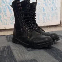 پوتین بیرجند|کیف، کفش، کمربند|بومهن, |دیوار