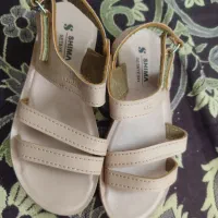 دوجفت کفش نونو