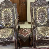 ست مبلمان ۶ نفره قالی کرم و میز صندلی ۴ نفره|مبلمان خانگی و میز عسلی|کرمان, |دیوار
