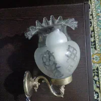 چراغ دیوار کوب