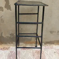چهار پایه فلزی