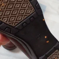 چن جفت کفش چرم اصل در حد نو سایز ۳۷|کیف، کفش، کمربند|رشت, منظریه|دیوار