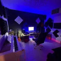 آموزشگاه موسیقی و استودیو آهنگسازی