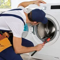 تعمیرکار ماشین لباسشویی