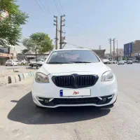 برلیاس ۳۳۰معاوضه باپرایدپژودنا۲۰۷سایناکوئک