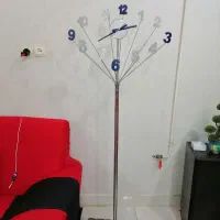 ساعت ایستاده