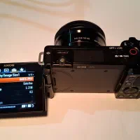 SONY ZV-E10|دوربین عکاسی و فیلم‌برداری|رشت, نظری|دیوار