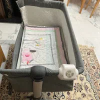 تخت کنار مادر خارجی