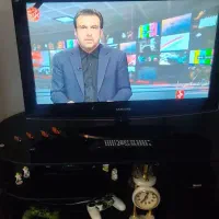 تلویزیون سامسونگ۳۲ اینچ همراه با میز