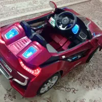 ماشین شارژی خوشکل|اسباب‌بازی بچه|شیراز, اصلاح‌نژاد|دیوار