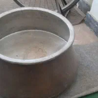 دیگ مسی|کلکسیون اشیاء عتیقه|بروجرد, |دیوار