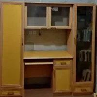 کمد نوجوان به همراه تخت خواب. کاملا سالم و تمیز