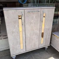 جاکفشی سه درب|جاکفشی، کمد، دراور|اصفهان, فجر|دیوار