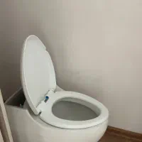 توالت فرنگی تمیز