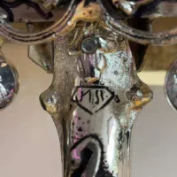 آینه و شمعدان و میز|آینه|شهرکرد, |دیوار