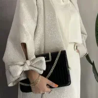 فروشنده خانم