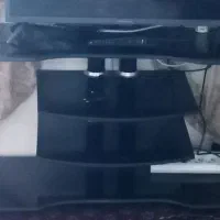 میز تلویزیون شیشه ای