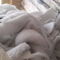 الیاف تشکی سفید فروش فقط کلی|رختخواب، بالش، پتو|بروجرد, |دیوار