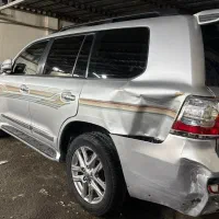 لندکروز نقره ای مدل ۲۰۱۰ تصادفی|خودرو سواری و وانت|تهران, مرادآباد|دیوار