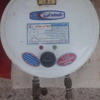 آبگرمکن دیواری بشرط سالم بودن .|آبگرمکن، پکیج، شوفاژ|اهواز, کمپلو جنوبی|دیوار