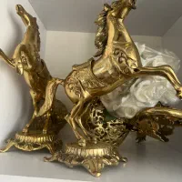 اسب برنز طلای براق