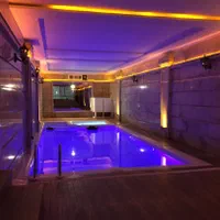 اجاره روزانه باغ ویلا شیک و لوکس|اجارهٔ کوتاهمدت ویلا و باغ|مشهد, میان ولایت|دیوار