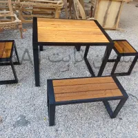 میز و نیمکت با ساخت سفارشی رنگ متفاوت میز مطالعه