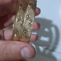 جفت النگو قشنگ وسنگین ۲۰۰ از تابلو بالاتر