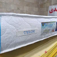 کفی پلیمری|تشک تختخواب|هشتگرد, هشتگرد قدیم|دیوار