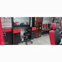 لوازم آرایشگاه شامل میزو صندلی وکمدوبوفه..